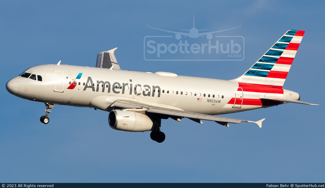Photo of N803AW - Airbus A319-132 operated by American Airlines