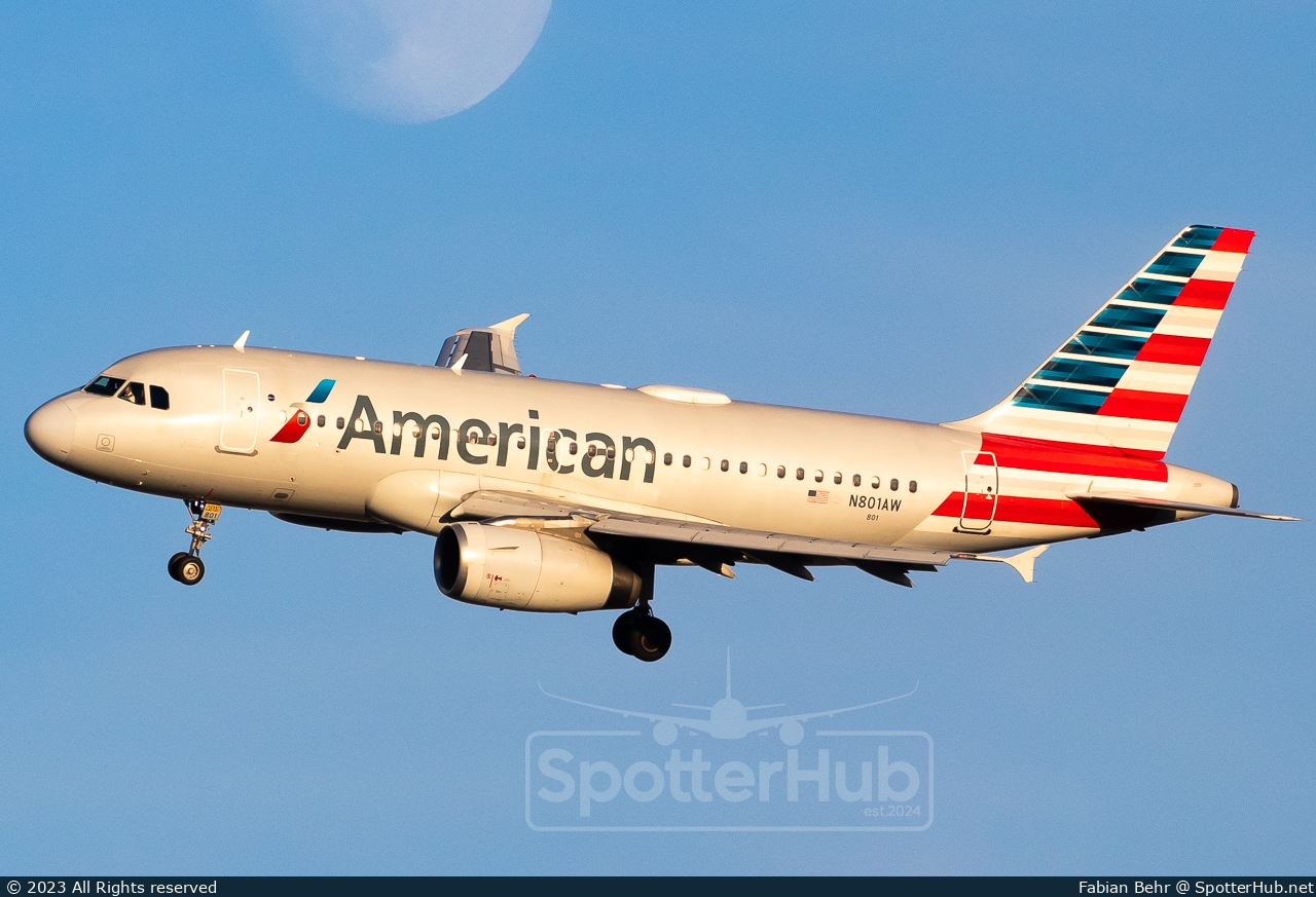 Photo of N801AW - Airbus A319-132 operated by American Airlines