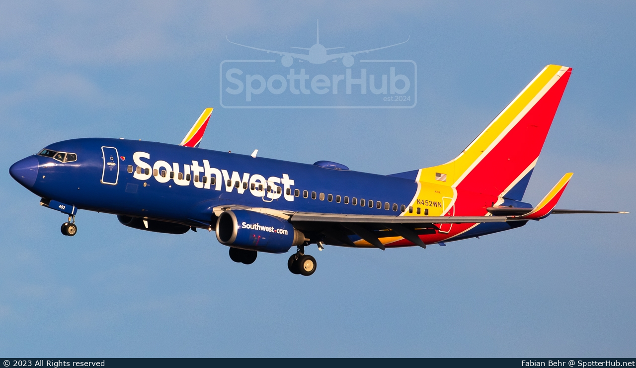 Photo of N452WN - Boeing 737-7H4 operated by Southwest Airlines