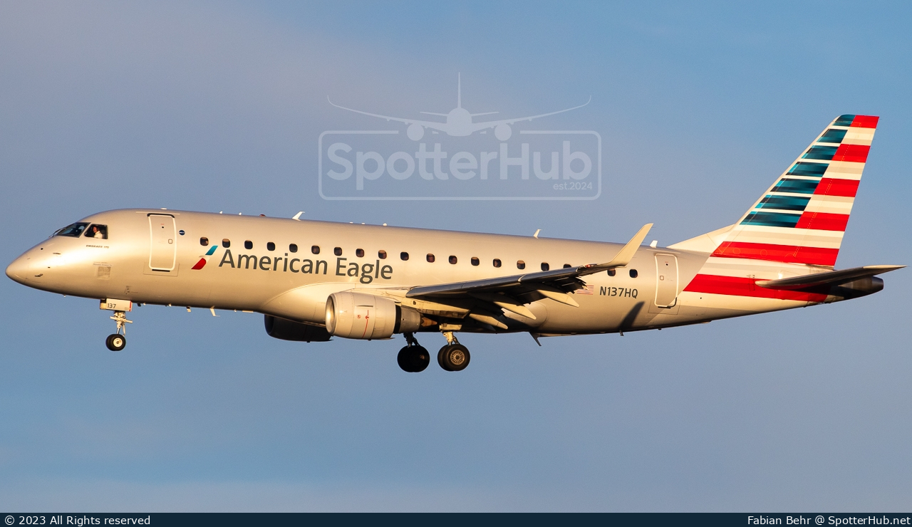 Photo of N137HQ - Embraer ERJ-175LR operated by American Eagle (opb Republic Airways)