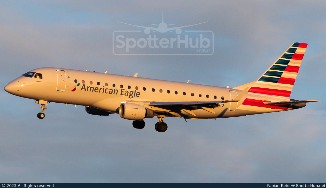 Photo of N121HQ - Embraer ERJ-175LR operated by American Eagle (opb Republic Airways)