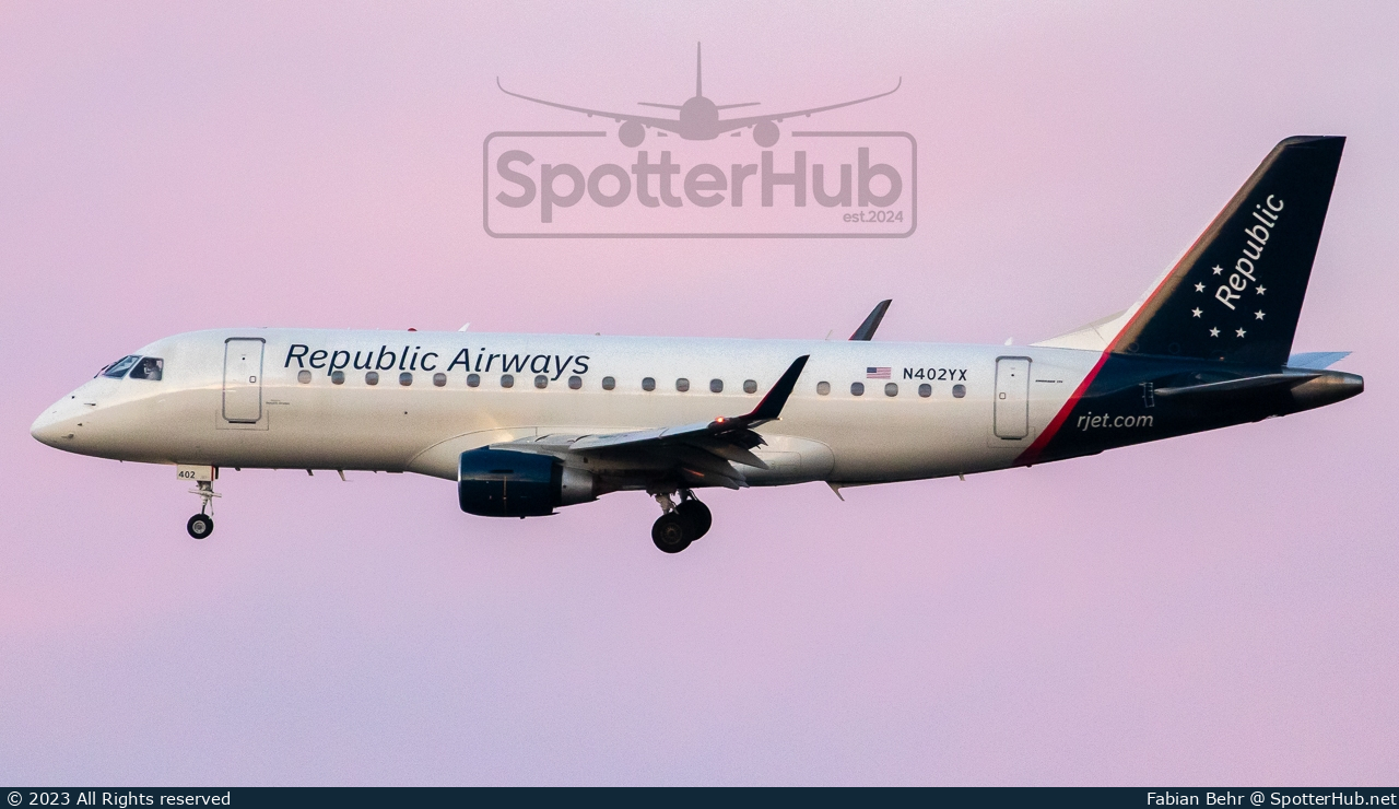 Photo of N402YX - Embraer ERJ-175LR operated by Republic Airways