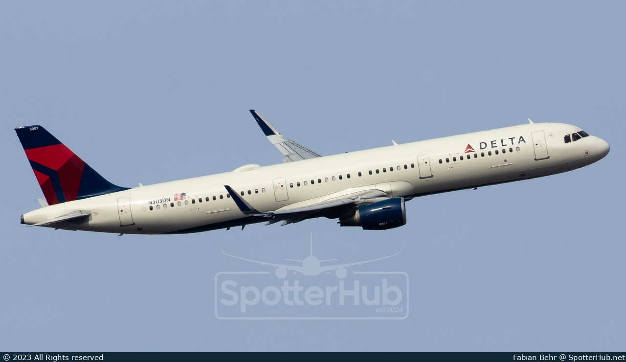 Photo of N303DN - Airbus A321-211 operated by Delta Air Lines