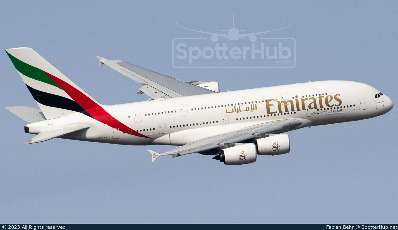 Photo of A6-EVS - Airbus A380-842 operated by Emirates