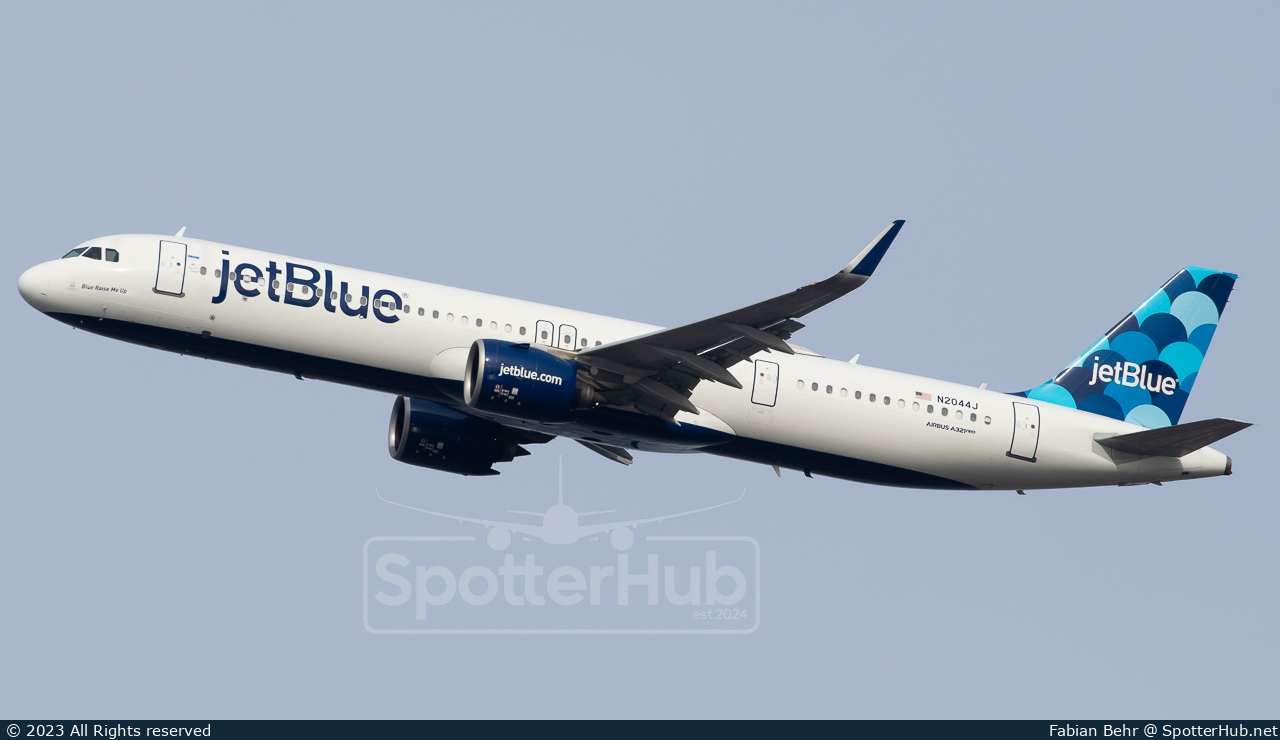 Photo of N2044J - Airbus A321-271NX operated by jetBlue Airways