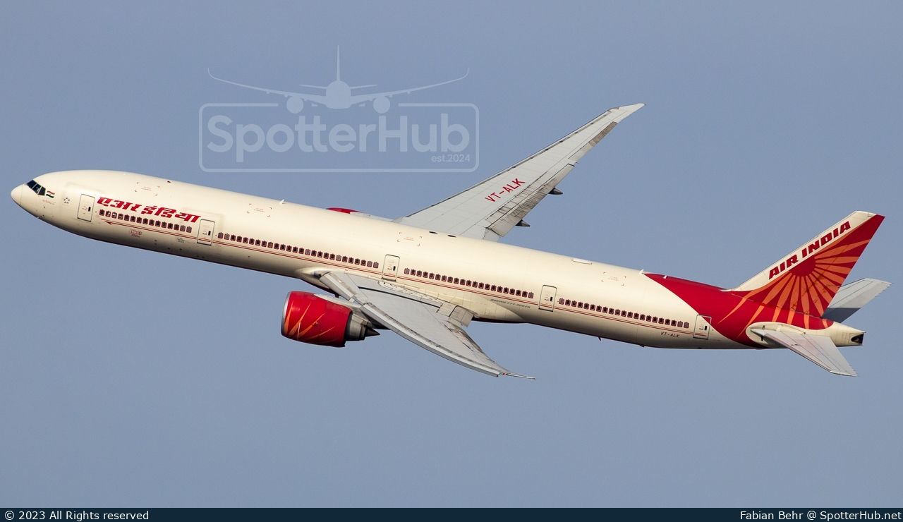 Photo of VT-ALK - Boeing 777-337(ER) operated by Air India