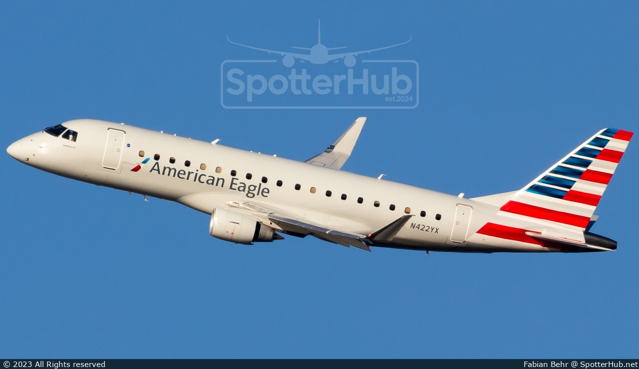 Photo of N422YX - Embraer ERJ-175LR operated by American Eagle (opb Republic Airways)