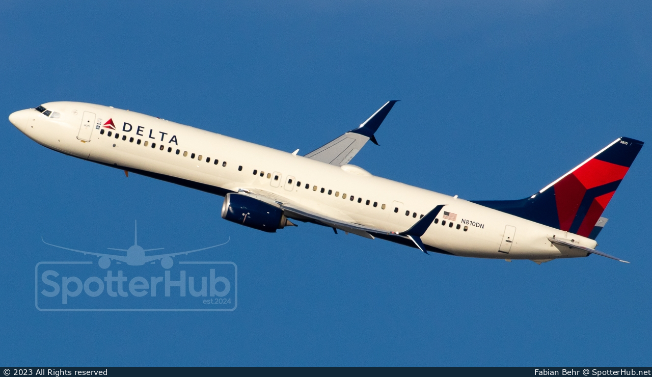 Photo of N810DN - Boeing 737-932(ER) operated by Delta Air Lines
