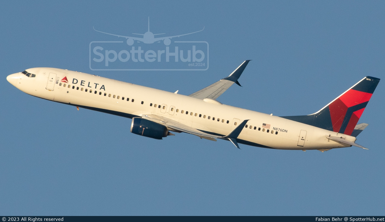 Photo of N876DN - Boeing 737-932(ER) operated by Delta Air Lines