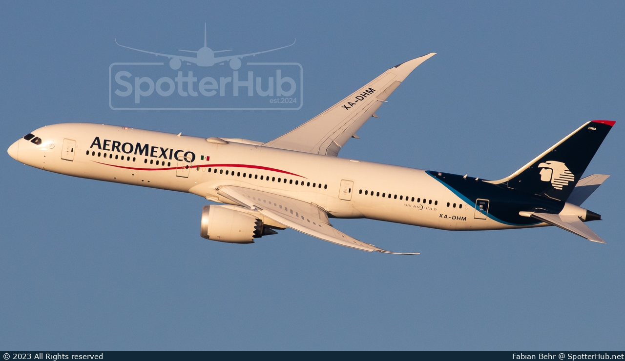 Photo of XA-DHM - Boeing 787-9 Dreamliner operated by Aeroméxico