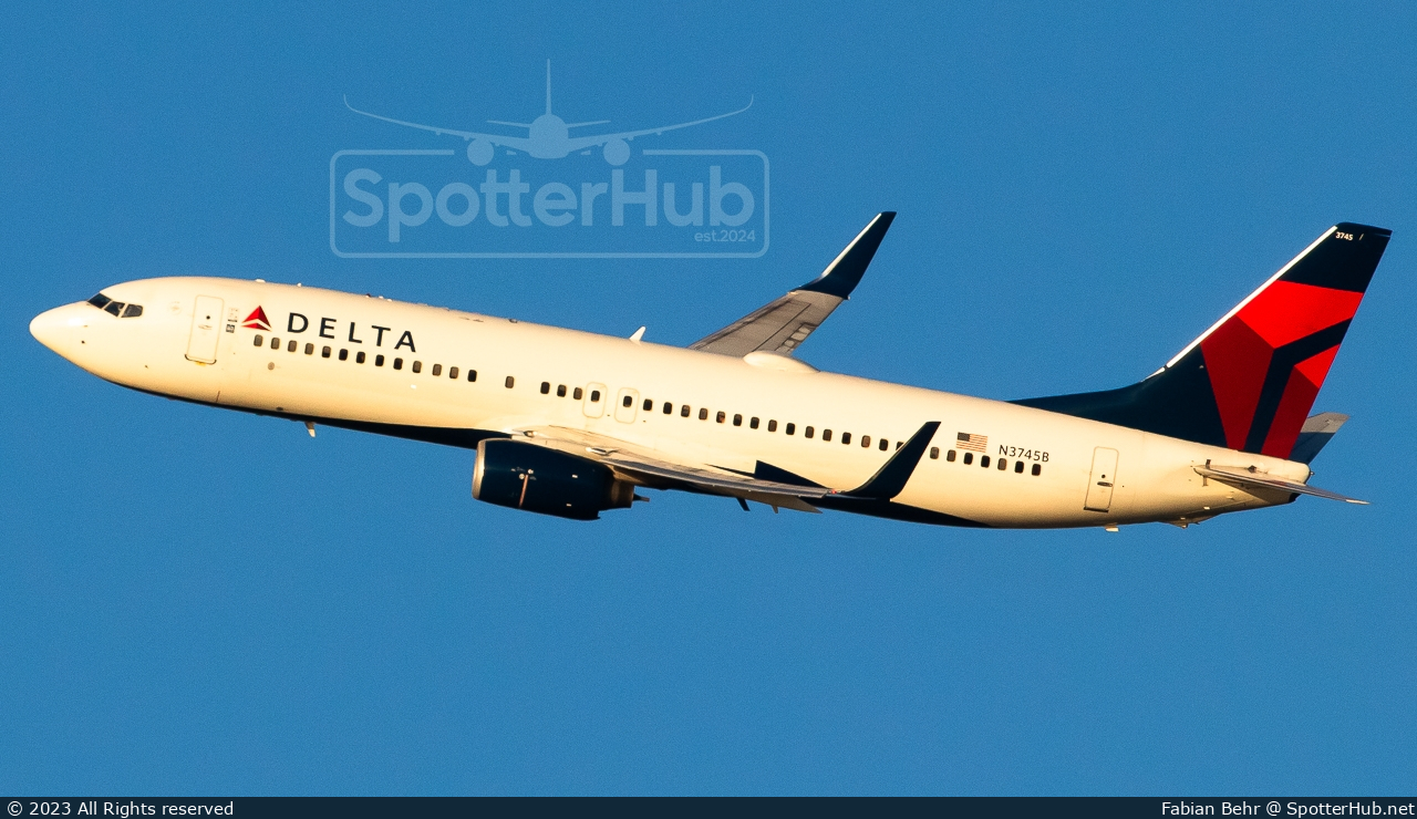 Photo of N3745B - Boeing 737-832 operated by Delta Air Lines