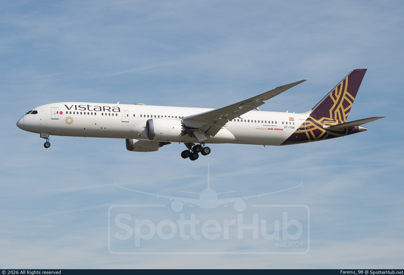Photo of VT-TSH - Boeing 787-9 Dreamliner operated by Air India
