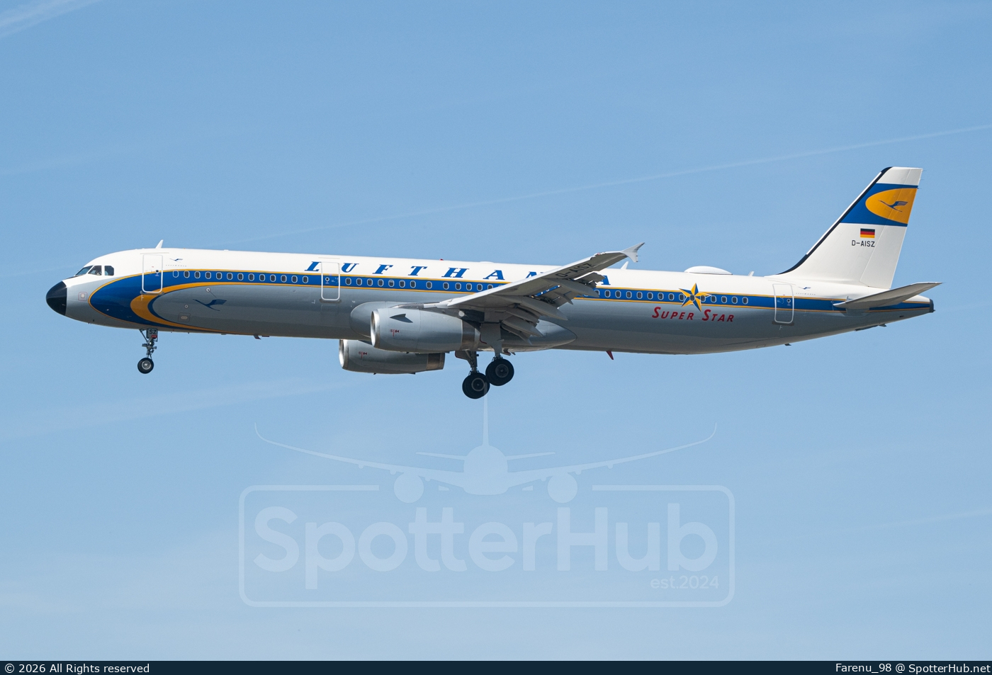 Photo of D-AISZ - Airbus A321-231 operated by Lufthansa
