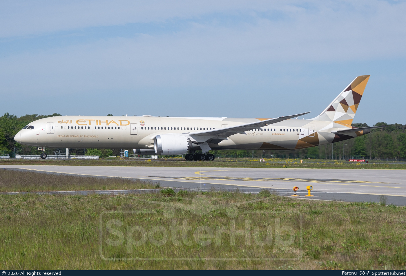 Photo of A6-BMB - Boeing 787-10 Dreamliner operated by Etihad Airways