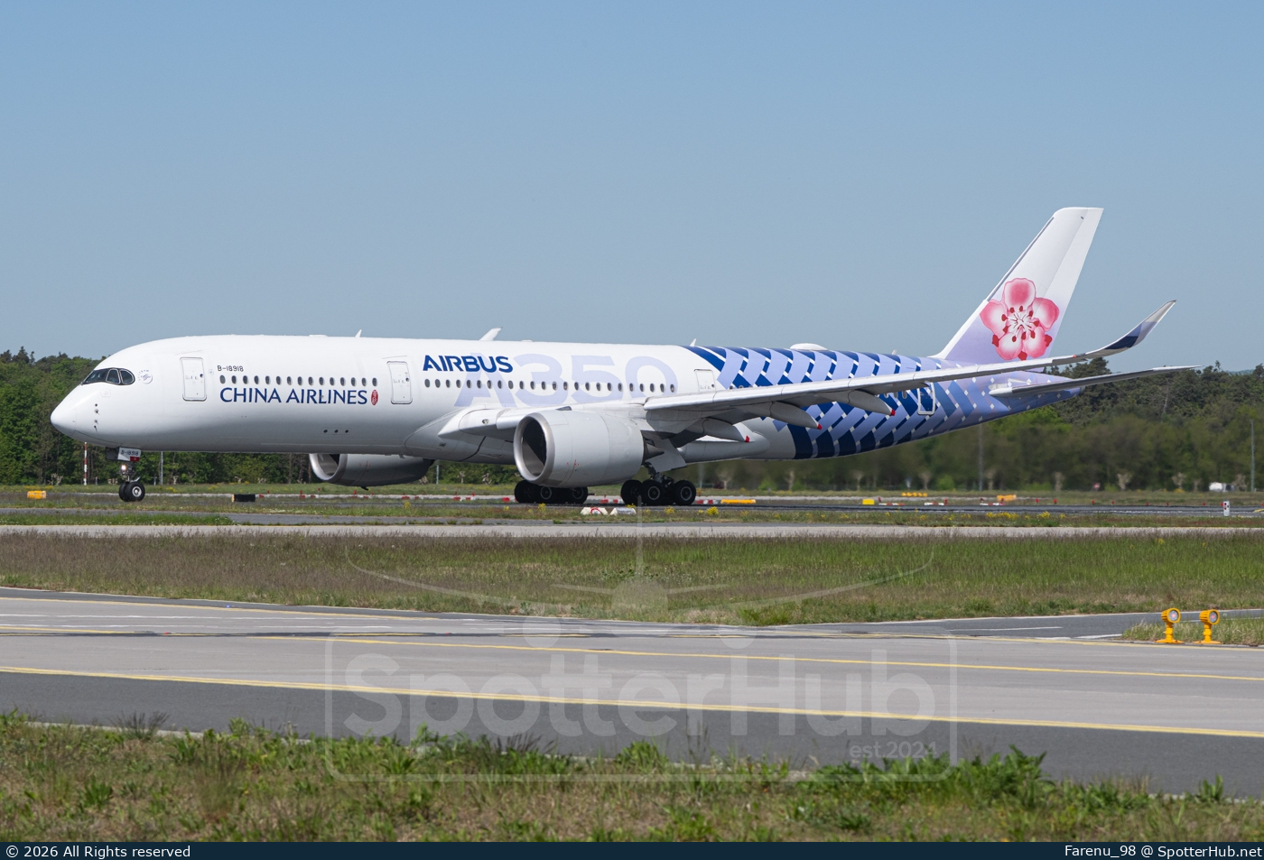 Photo of B-18918 - Airbus A350-941 operated by China Airlines