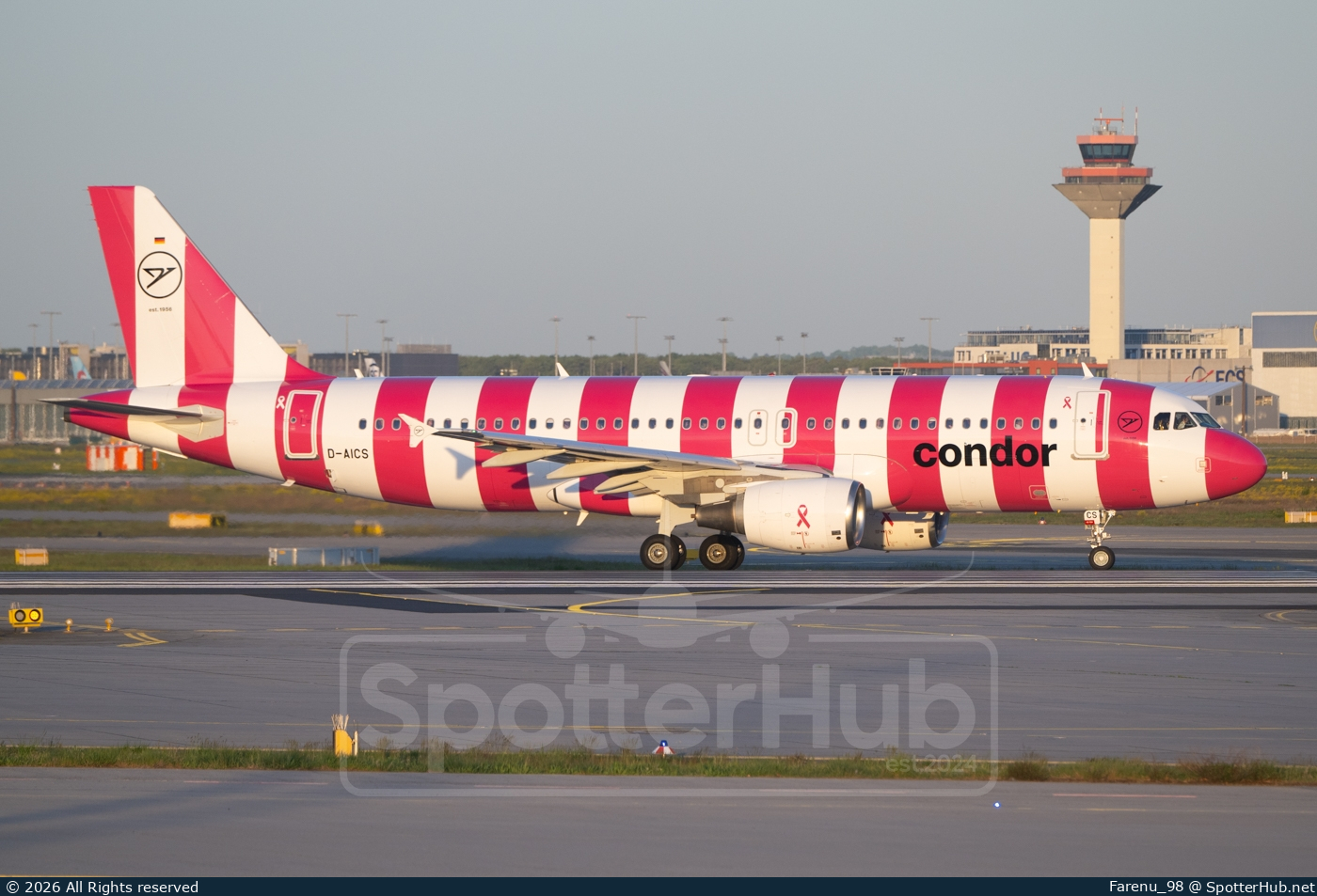 Photo of D-AICS - Airbus A320-214 operated by Condor
