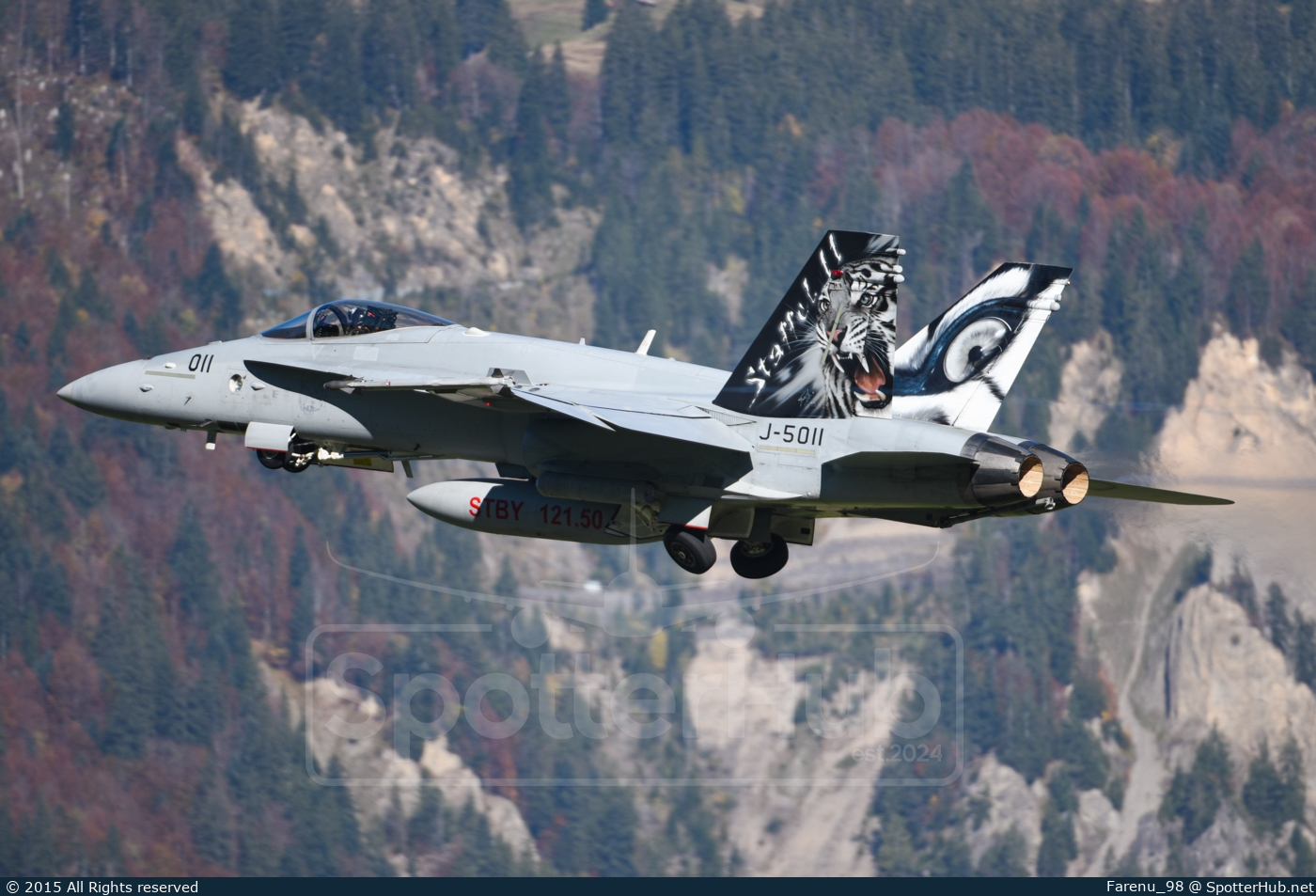 Photo of J-5011 - McDonnell Douglas F/A-18C Hornet operated by Swiss Air Force
