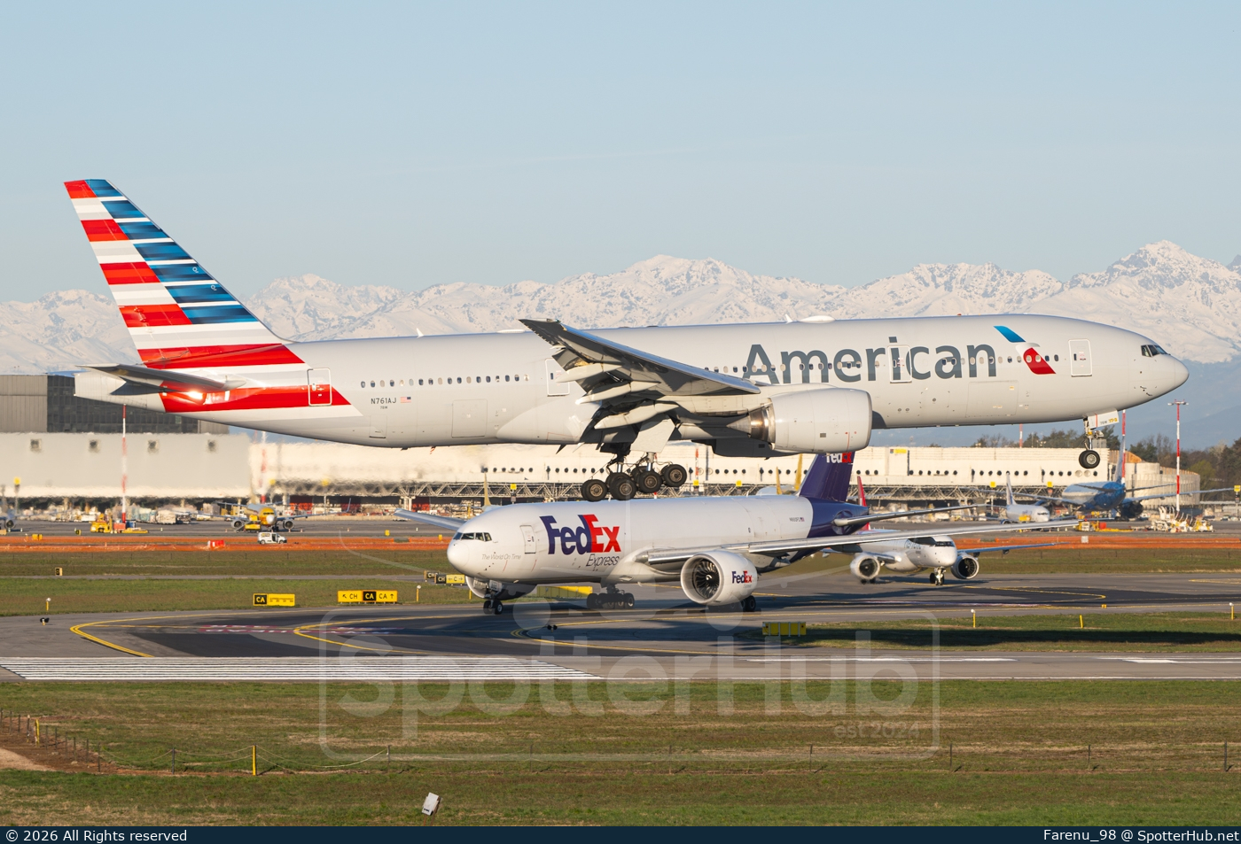 Photo of N761AJ - Boeing 777-223(ER) operated by American Airlines