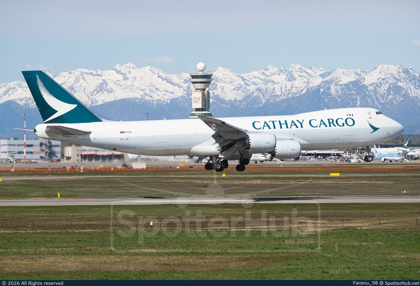 Photo of B-LJN - Boeing 747-867F operated by Cathay Pacific Cargo