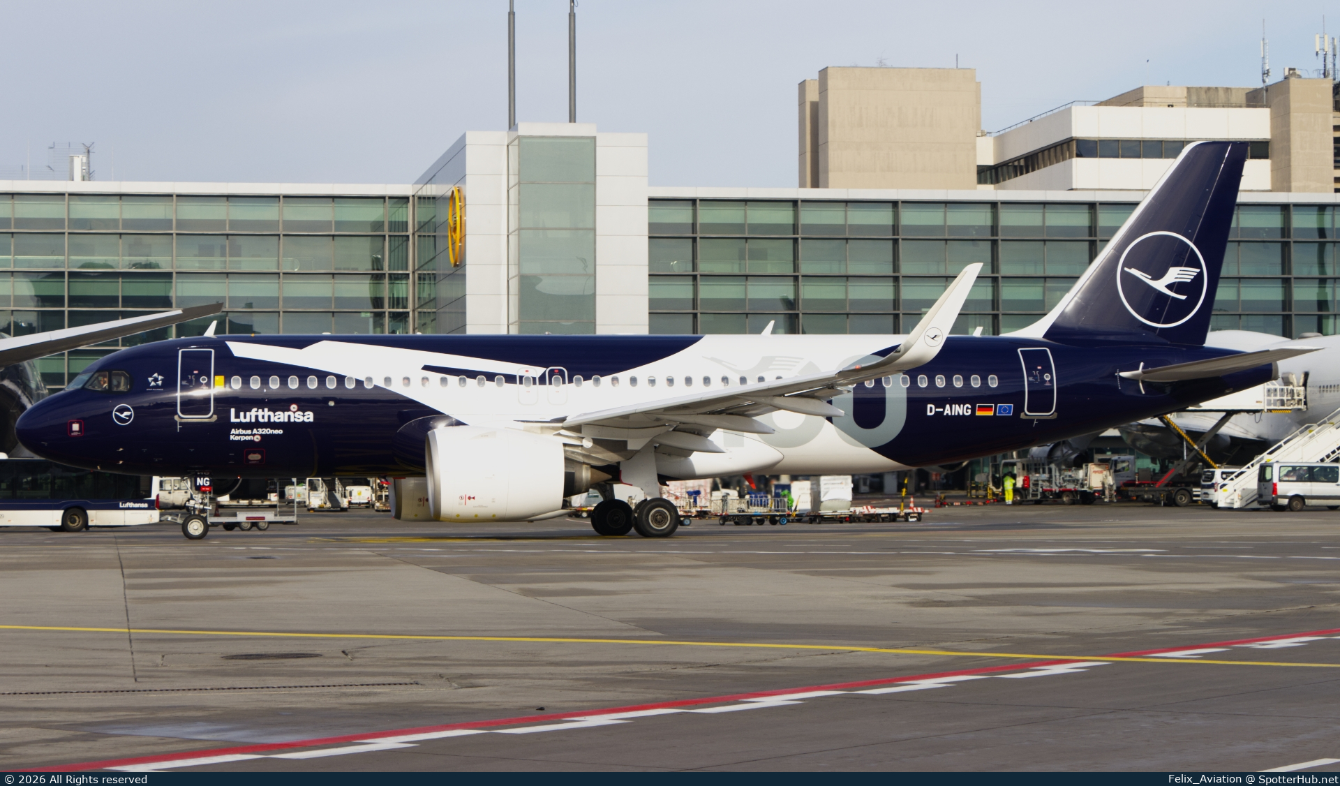 Photo of D-AING - Airbus A320-271N operated by Lufthansa