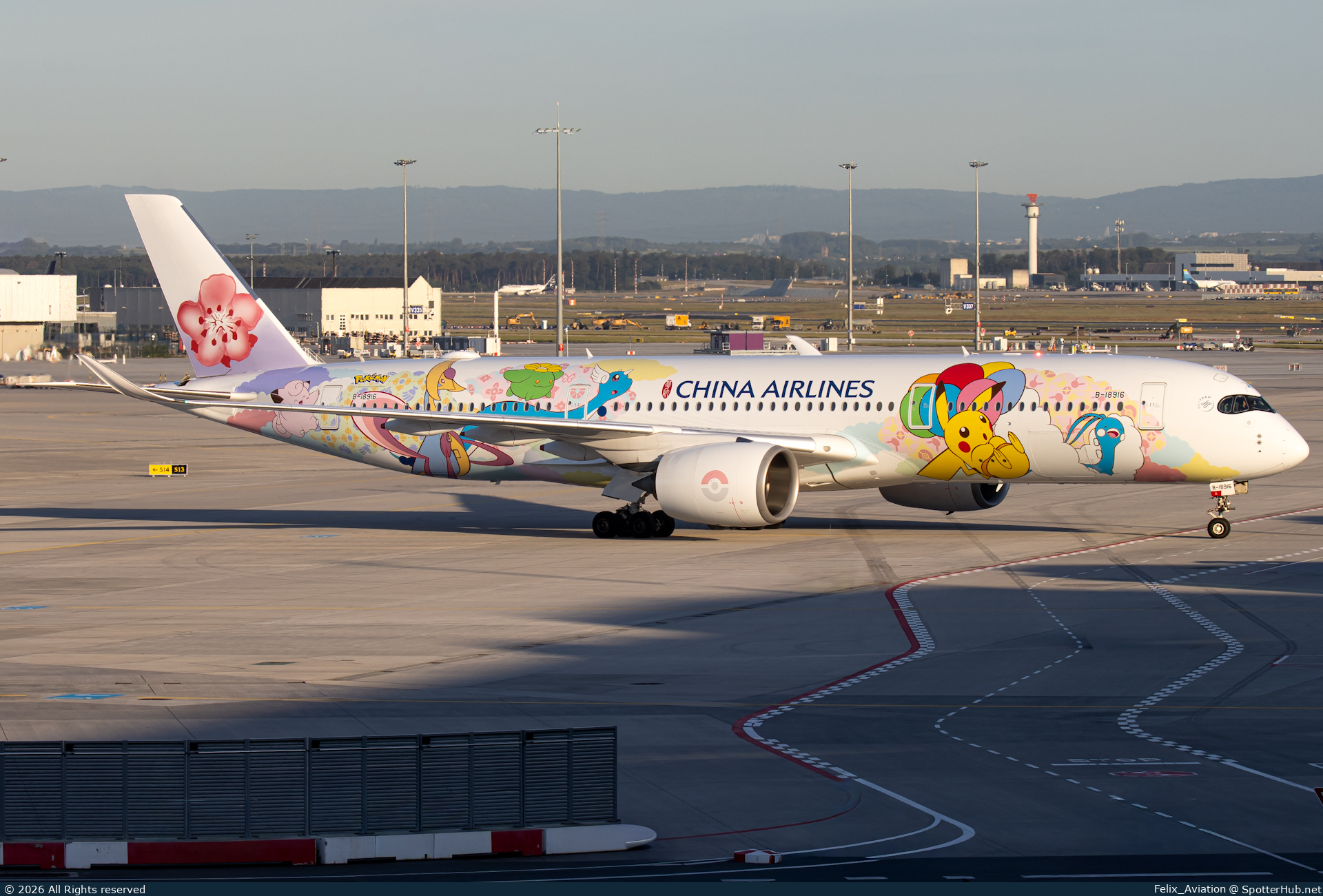 Photo of B-18916 - Airbus A350-941 operated by China Airlines