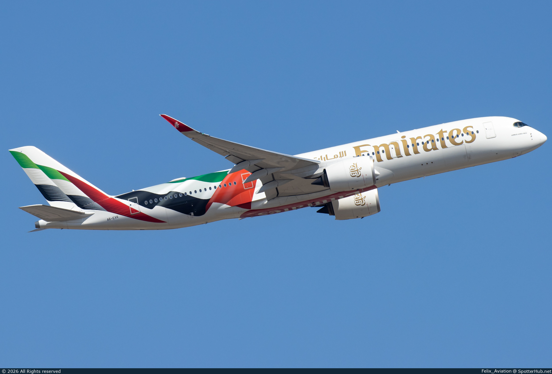 Photo of A6-EXR - Airbus A350-941 operated by Emirates