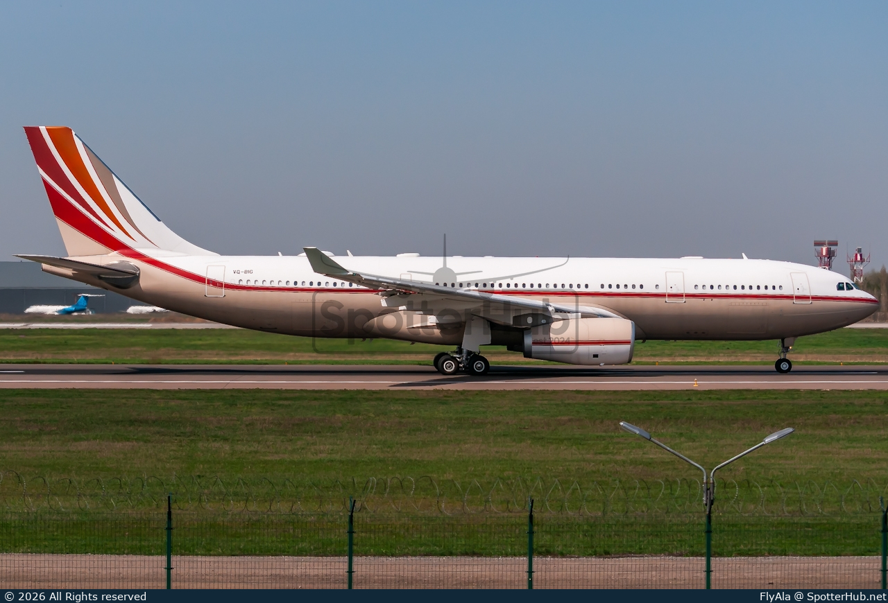 Photo of VQ-BIG - Airbus A330-243(CJ) operated by Jet Aviation Business Jets Hong Kong