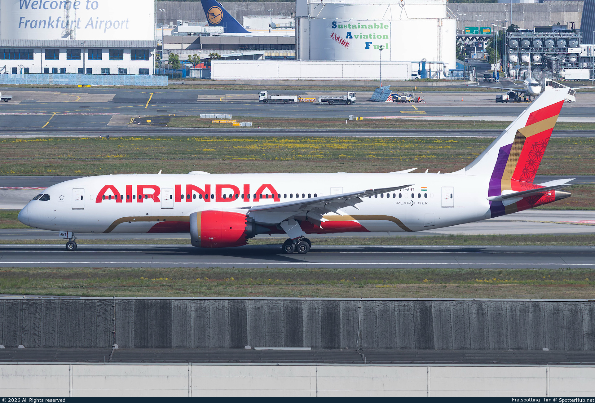 Photo of VT-ANT - Boeing 787-8 Dreamliner operated by Air India