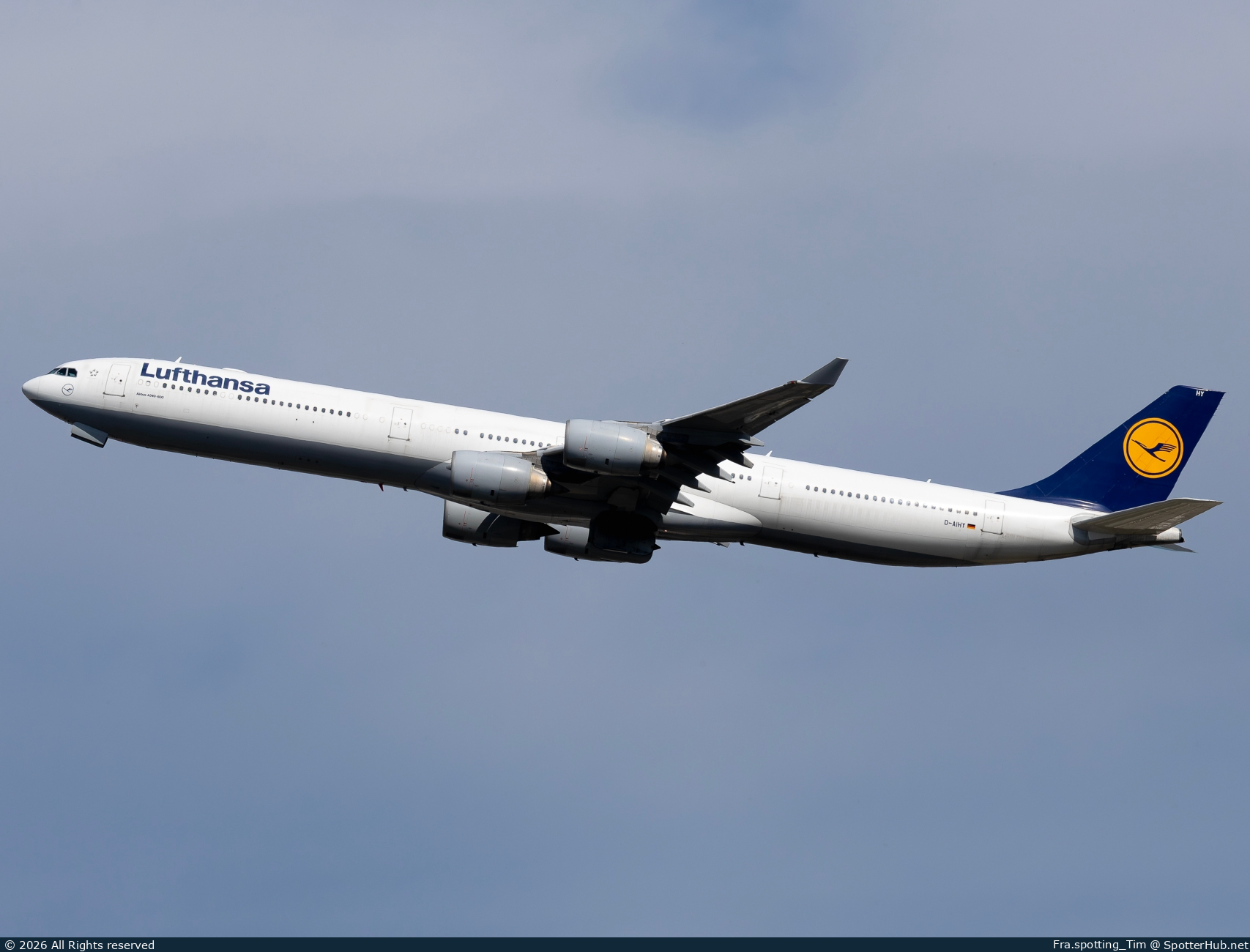 Photo of D-AIHY - Airbus A340-642 operated by Lufthansa