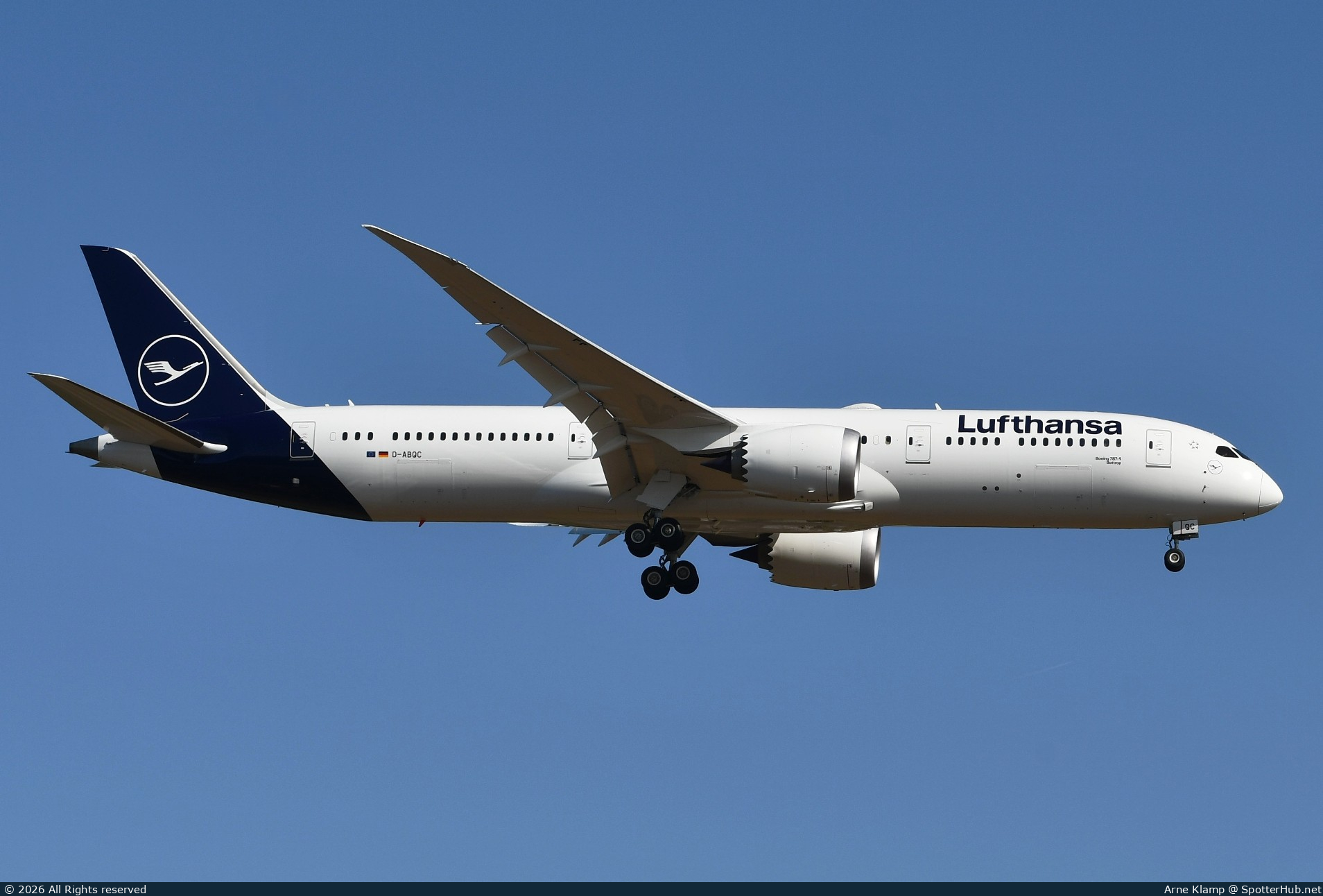 Photo of D-ABQC - Boeing 787-9 Dreamliner operated by Lufthansa