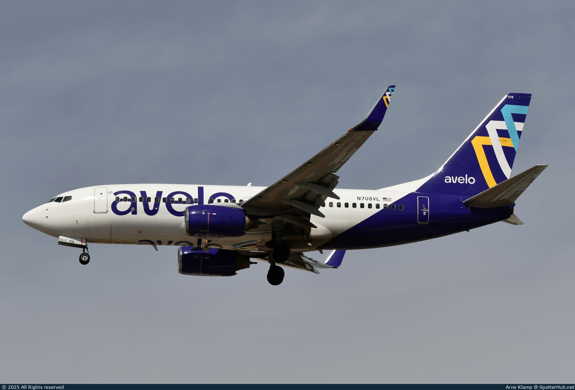 Photo of N708VL - Boeing 737-7H4 operated by Avelo Airlines