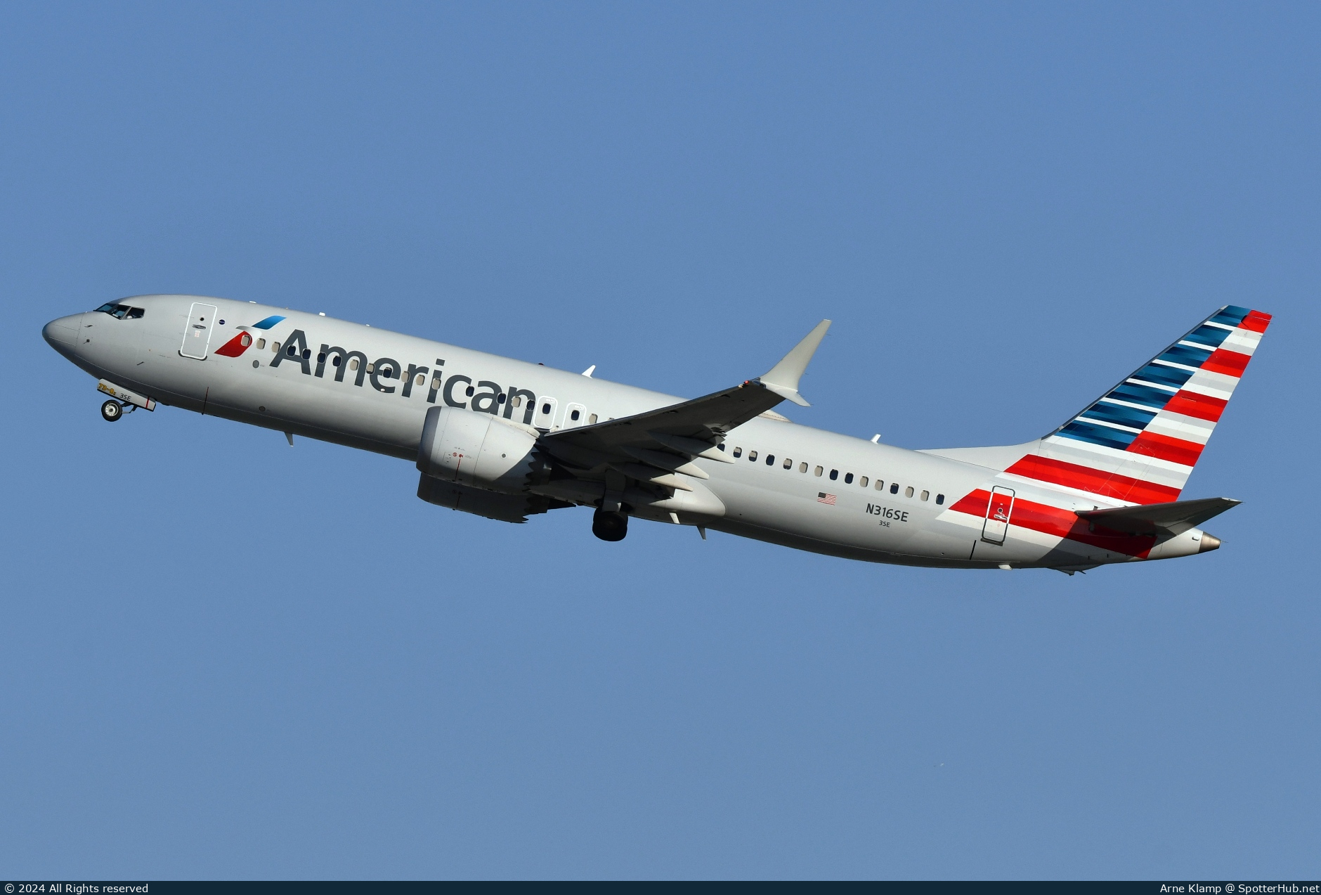 Photo of N316SE - Boeing 737 MAX 8 operated by American Airlines