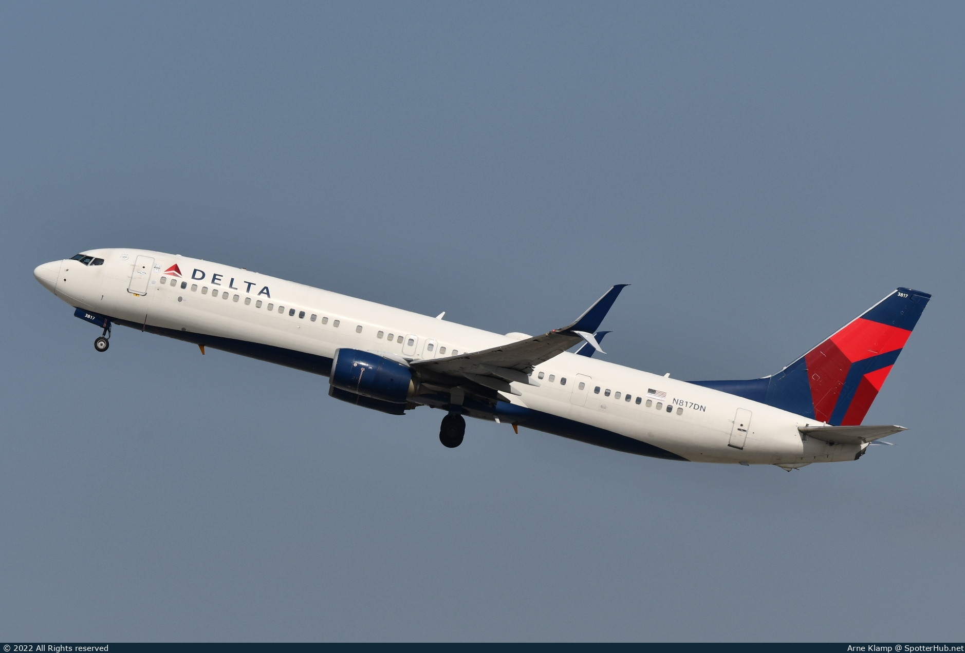 Photo of N817DN - Boeing 737-932(ER) operated by Delta Air Lines