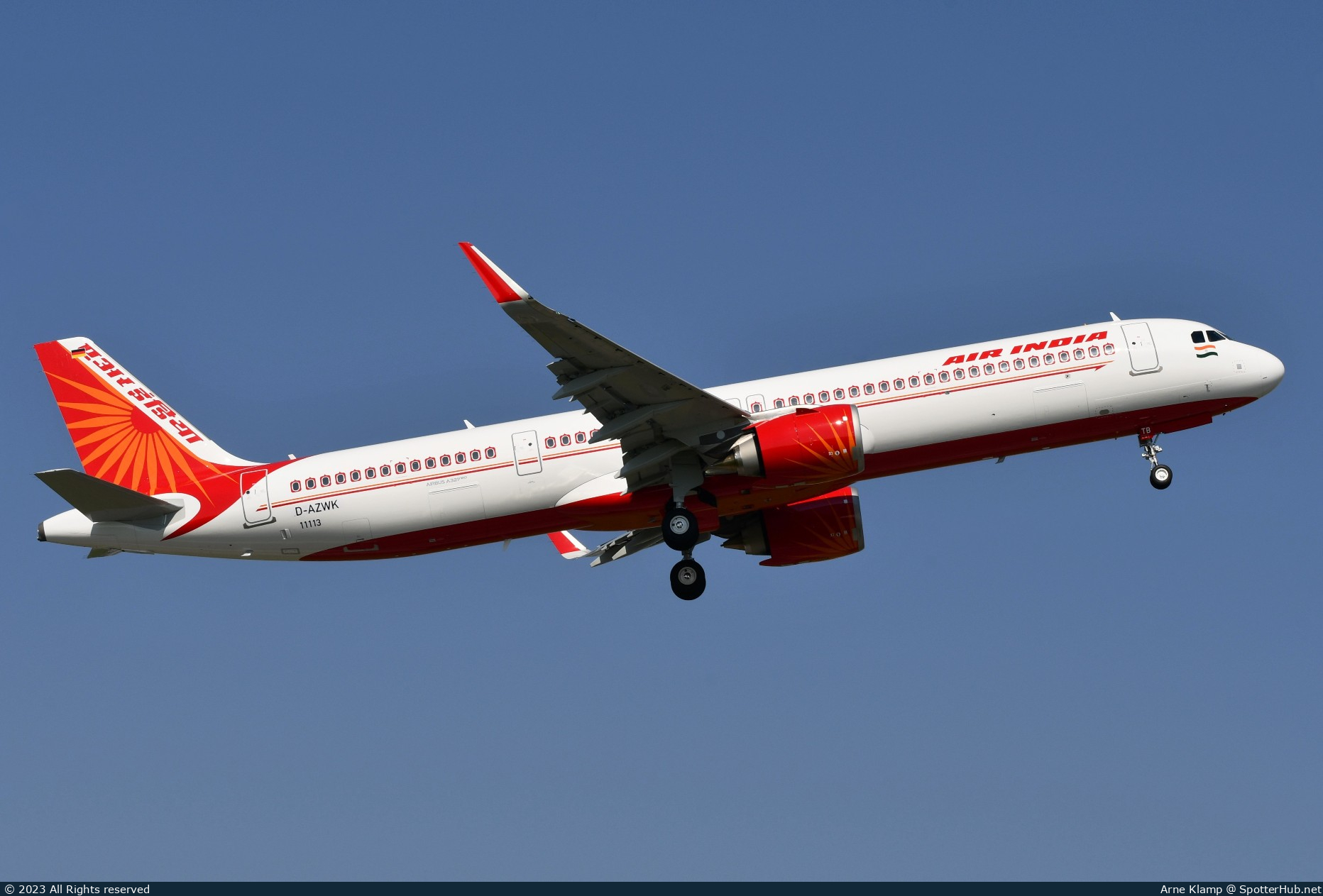 Photo of D-AZWK - Airbus A321-251NX operated by Air India