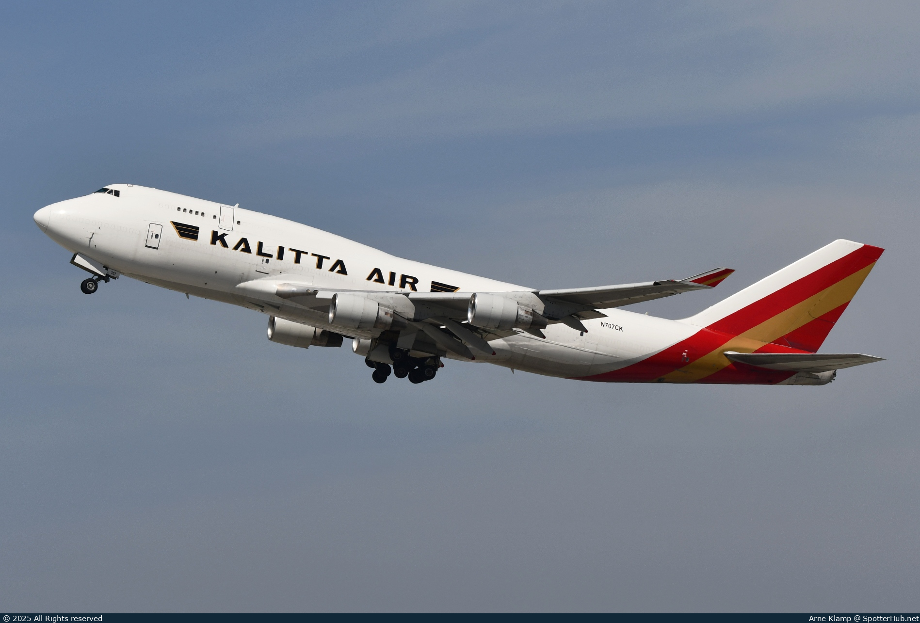 Photo of N707CK - Boeing 747-4B5(BCF) operated by Kalitta Air