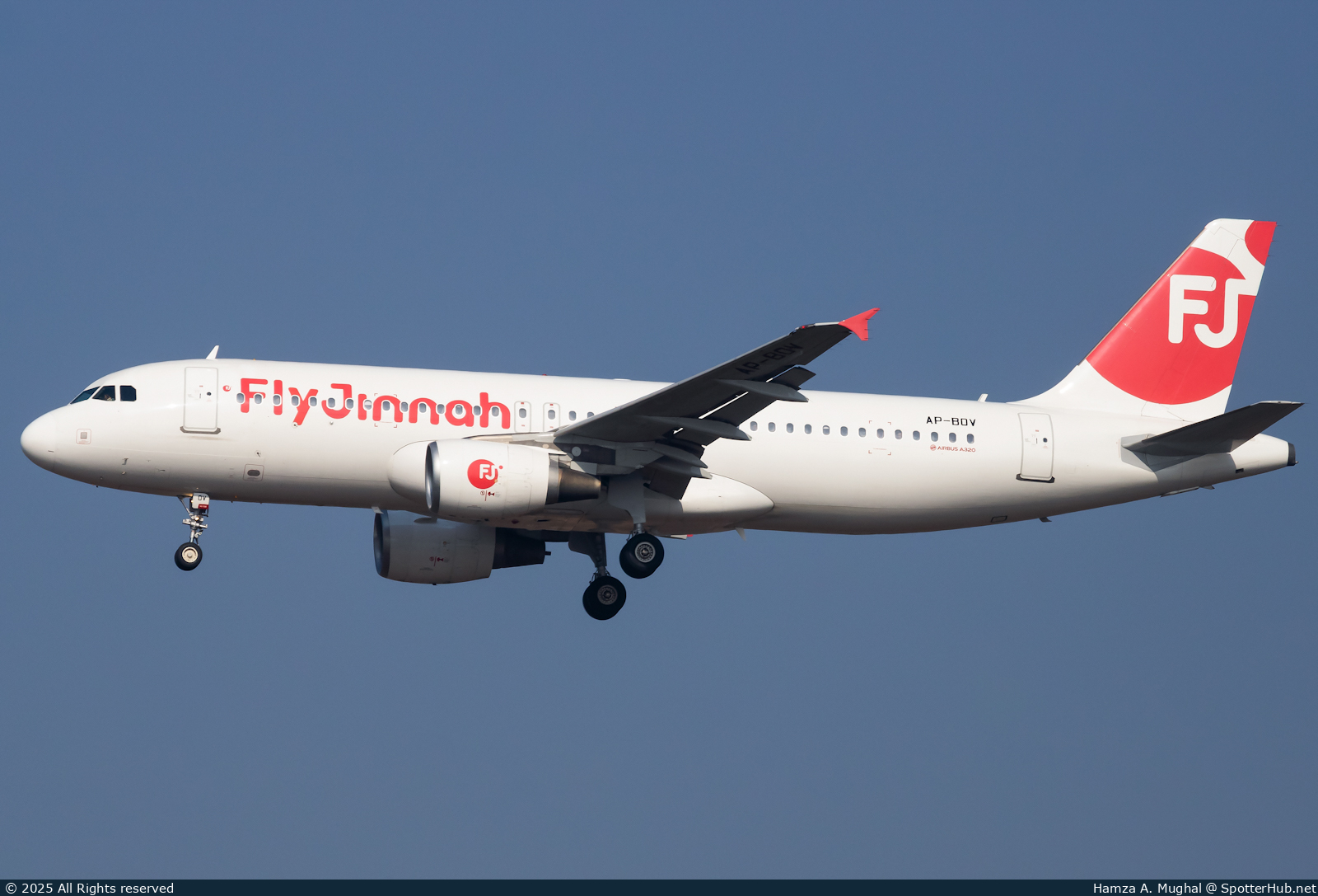 Photo of AP-BOV - Airbus A320-214 operated by Fly Jinnah
