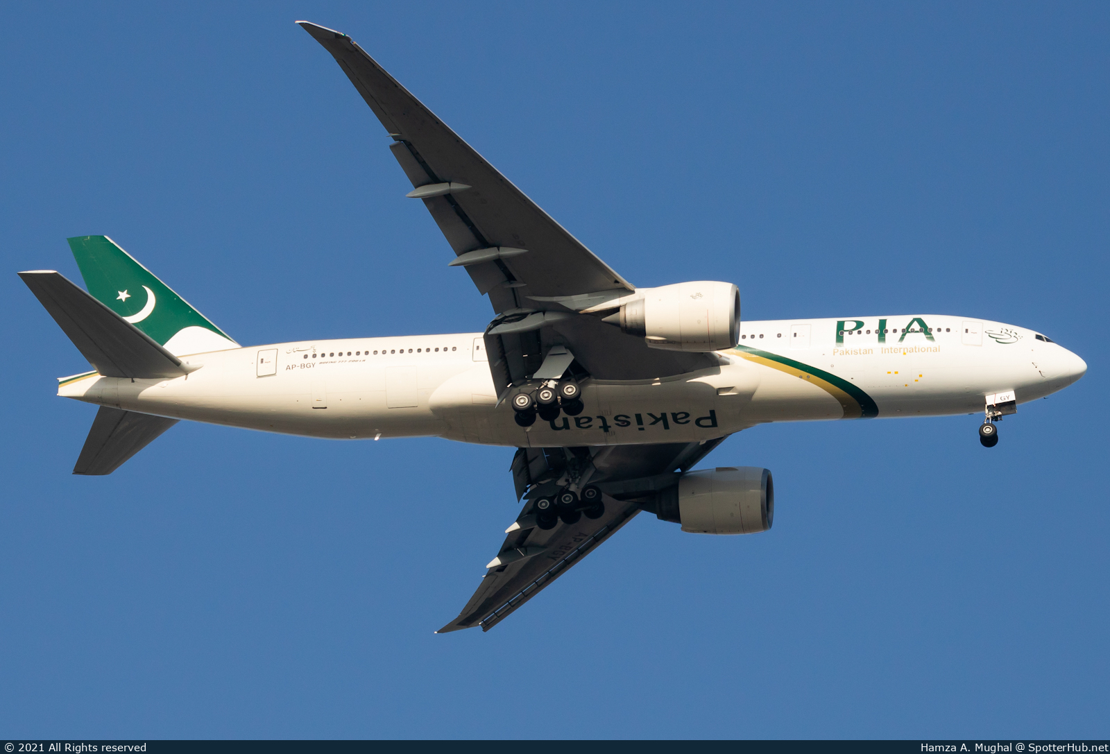 Photo of AP-BGY - Boeing 777-240(LR) operated by PIA Pakistan International Airlines