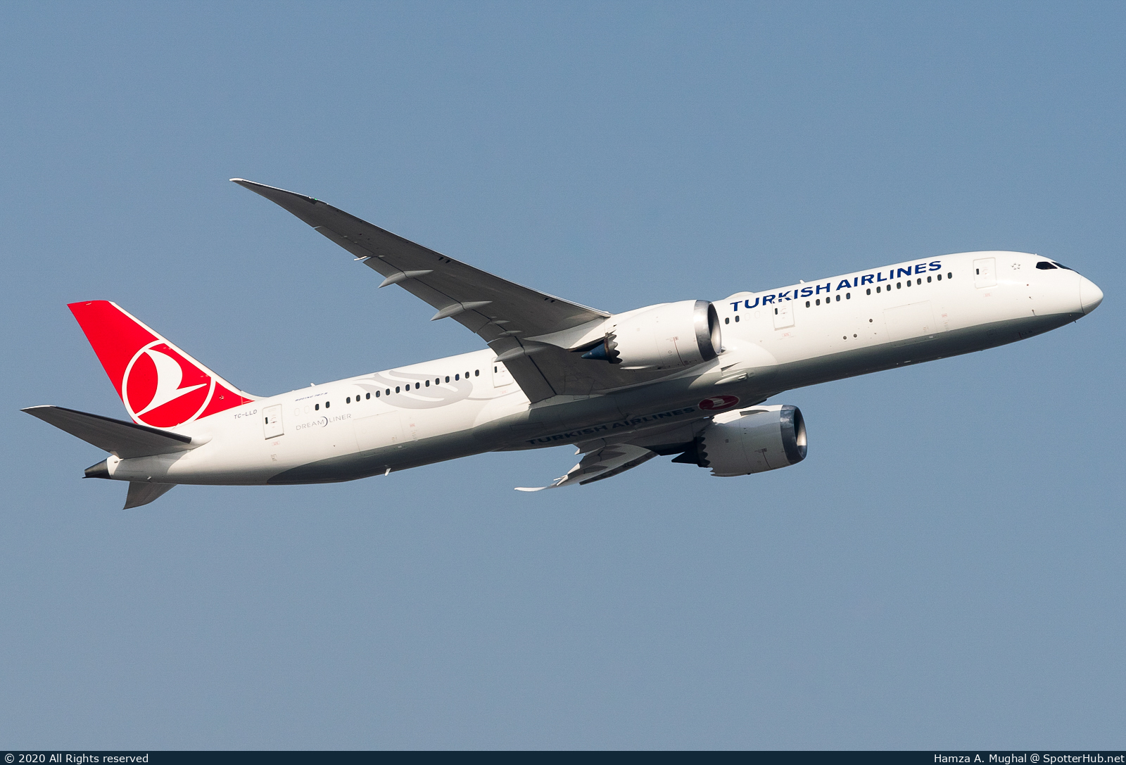 Photo of TC-LLD - Boeing 787-9 Dreamliner operated by Turkish Airlines