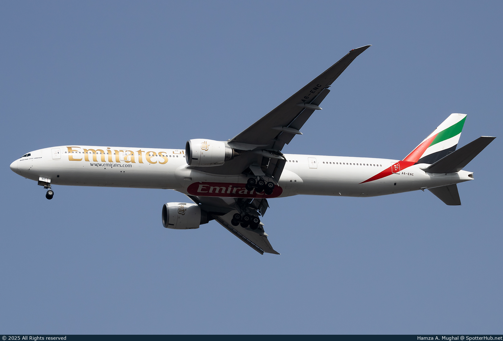 Photo of A6-ENC - Boeing 777-31H(ER) operated by Emirates