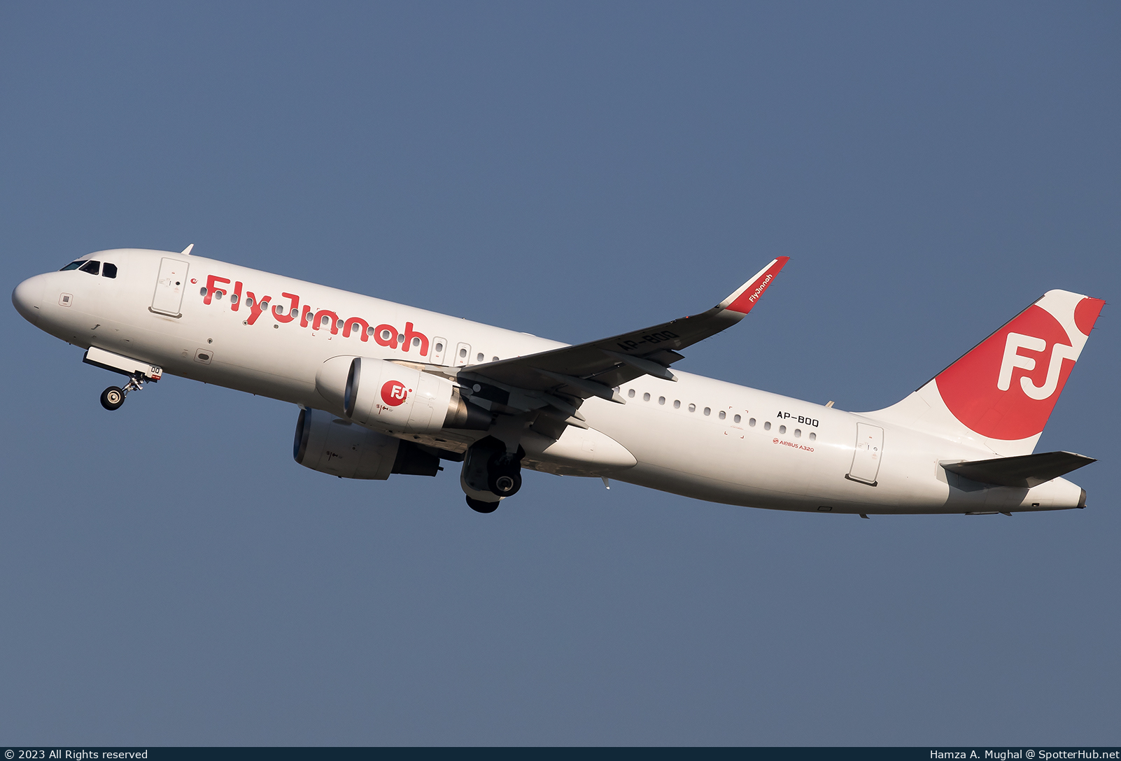Photo of AP-BOQ - Airbus A320-214 operated by Fly Jinnah