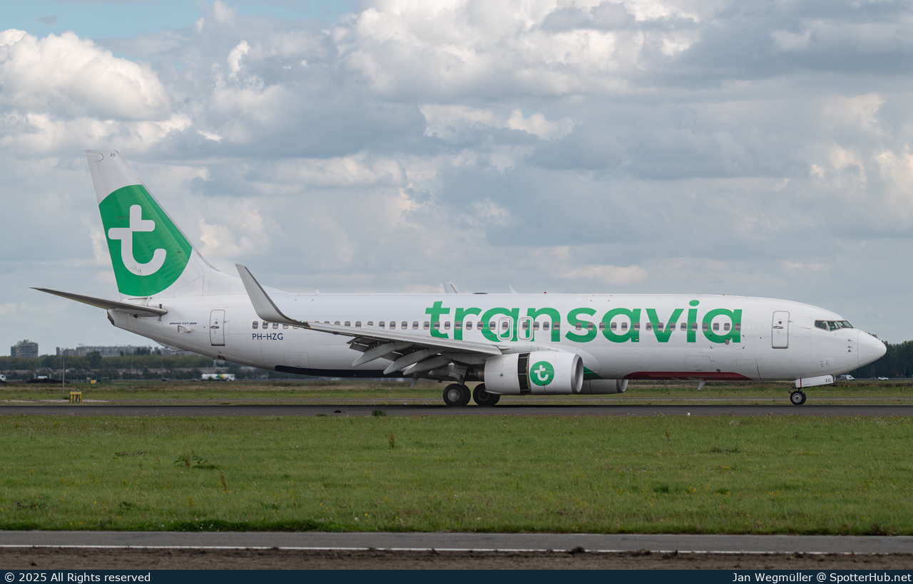 Photo of PH-HZG - Boeing 737-8K2 operated by Transavia