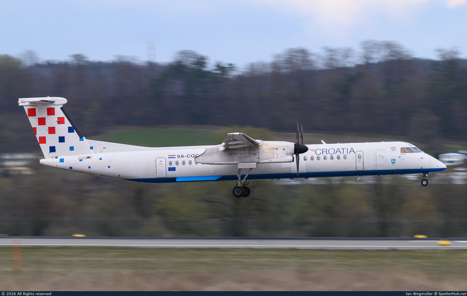Photo of 9A-CQC - Bombardier DHC-8-402 Dash 8 Q400 operated by Croatia Airlines