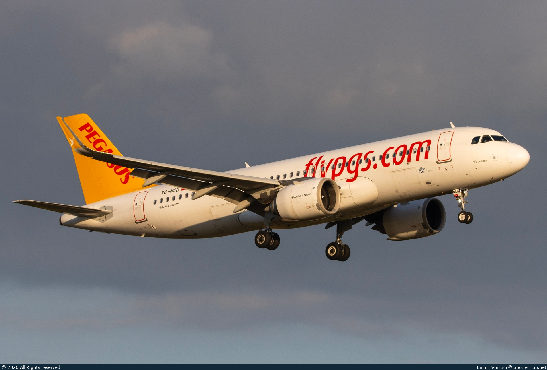 Photo of TC-NCD - Airbus A320-251N operated by Pegasus Airlines