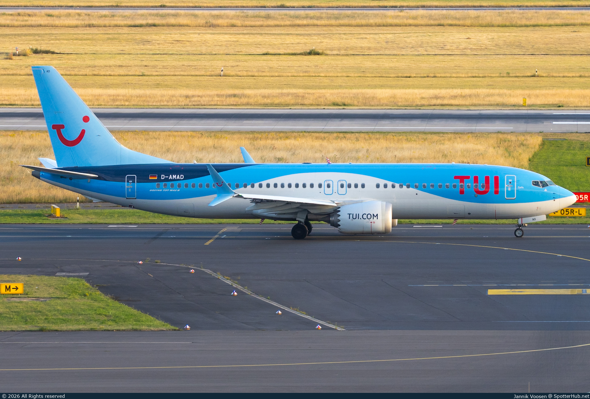 Photo of D-AMAD - Boeing 737 MAX 8 operated by TUIfly