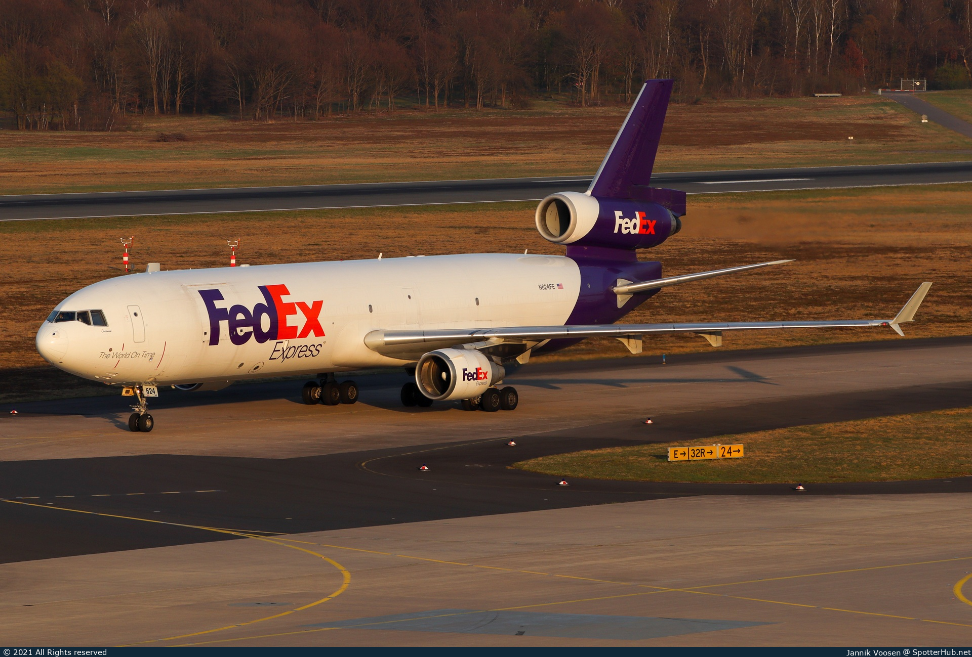 Photo of N624FE - McDonnell Douglas MD-11(F) operated by FedEx
