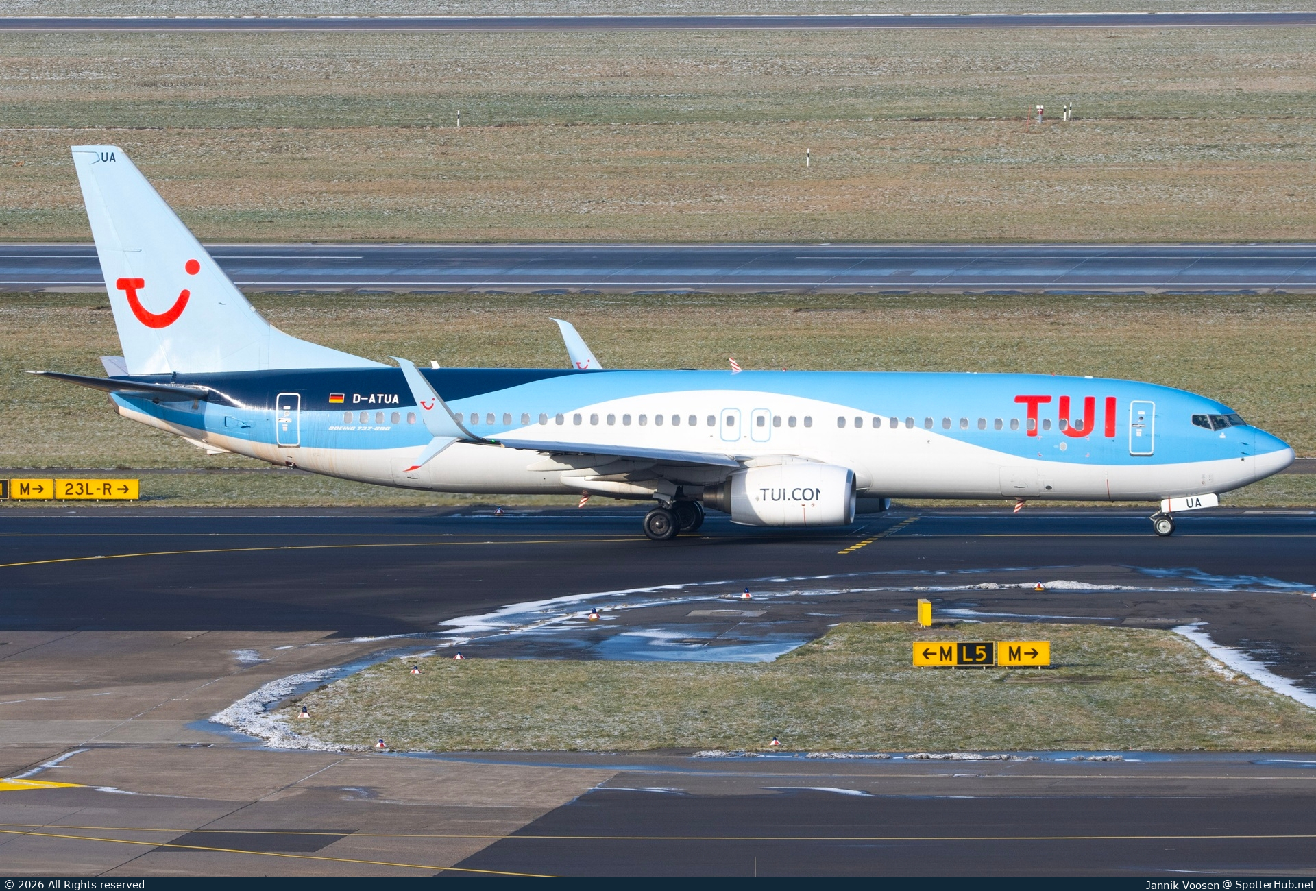 Photo of D-ATUA - Boeing 737-8K5 operated by TUIfly