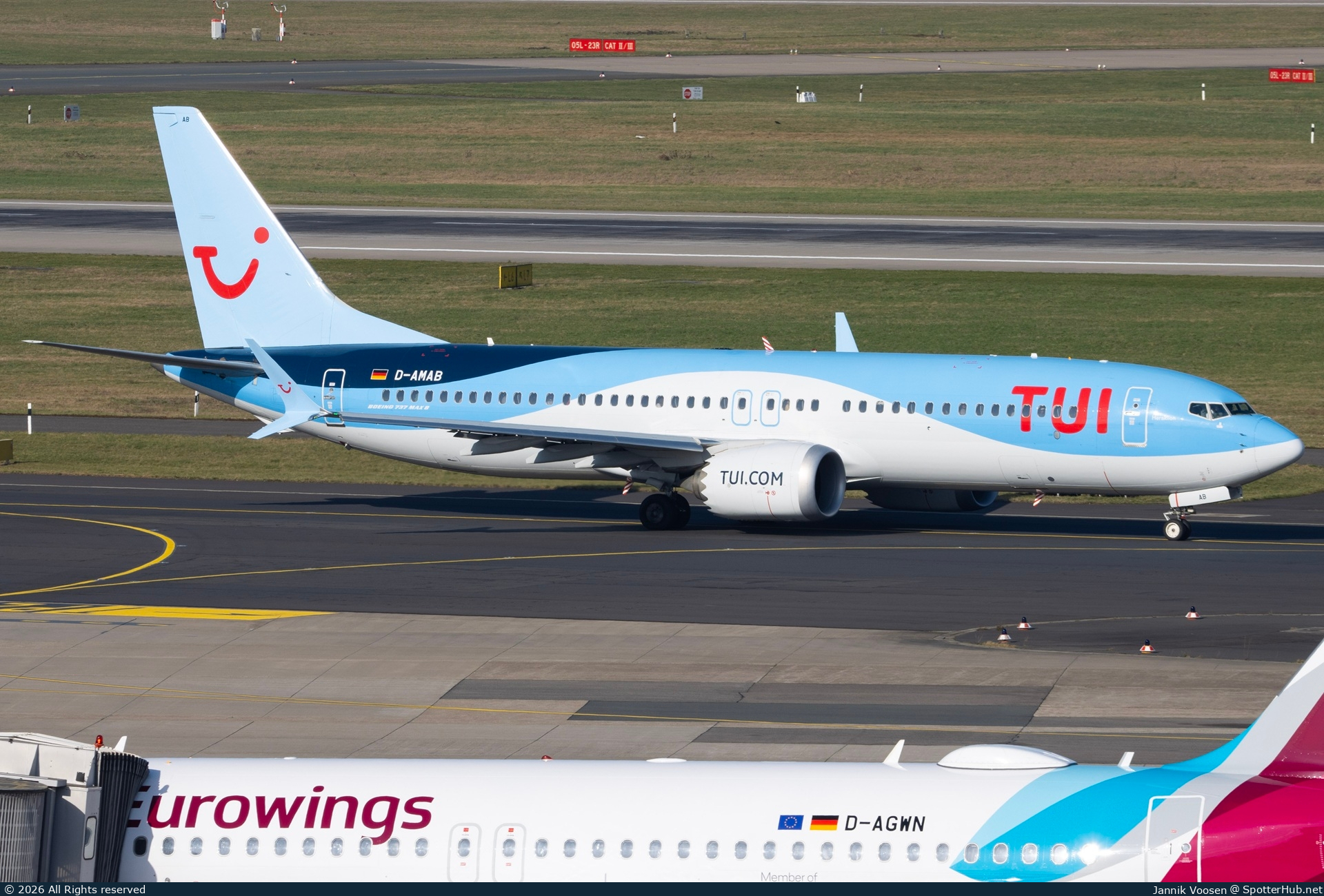Photo of D-AMAB - Boeing 737 MAX 8 operated by TUIfly