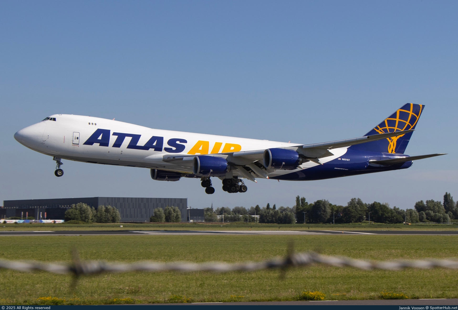 Photo of N851GT - Boeing 747-87UF operated by Atlas Air