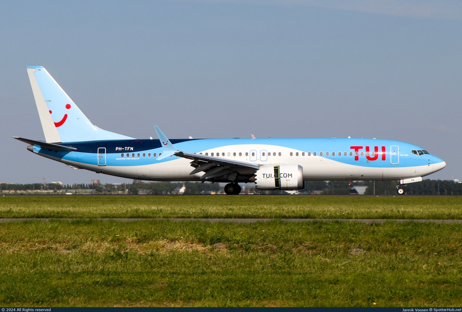 Photo of PH-TFN - Boeing 737 MAX 8 operated by TUI Airlines Nederland