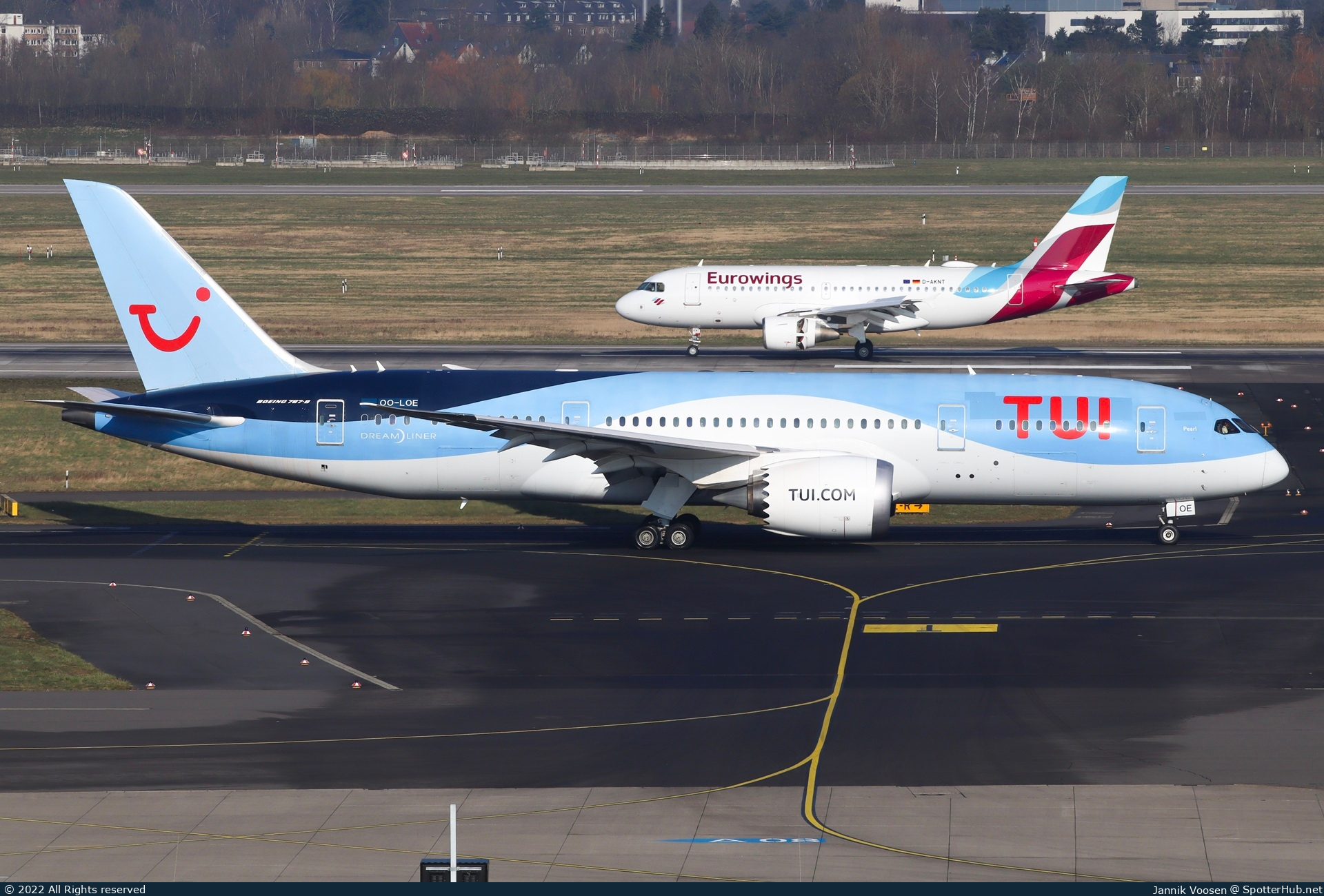 Photo of OO-LOE - Boeing 787-8 Dreamliner operated by TUI Airlines Belgium
